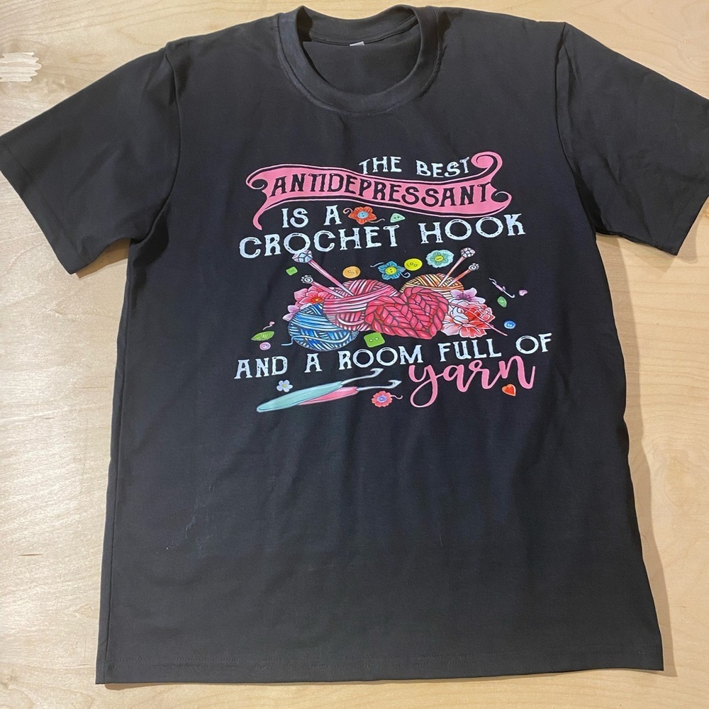 Black Graphic T-Shirt with Crochet Design Large (C)